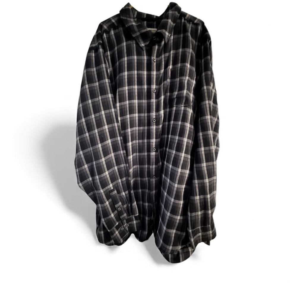 Men's Black and Gray Plaid flannel button down